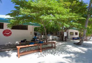 Vilamendhoo_divecenter_5